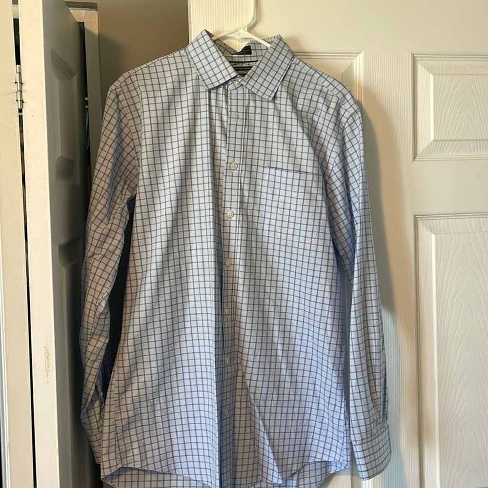 Neiman Marcus Button down